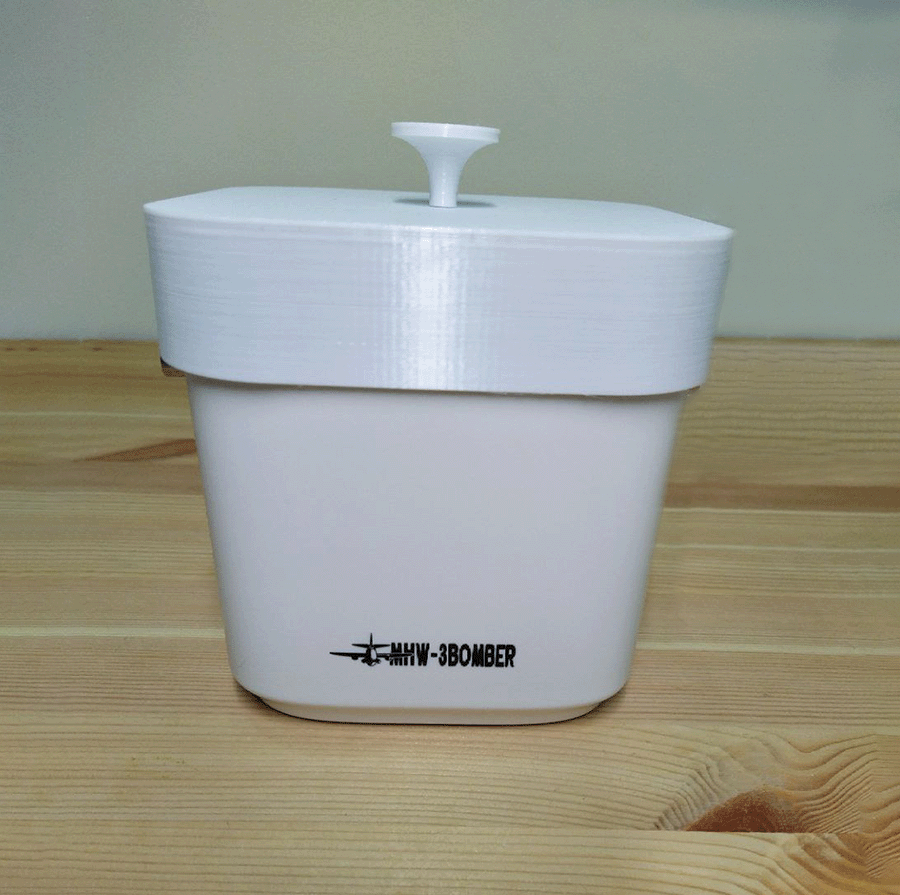 Крышка на контейнер